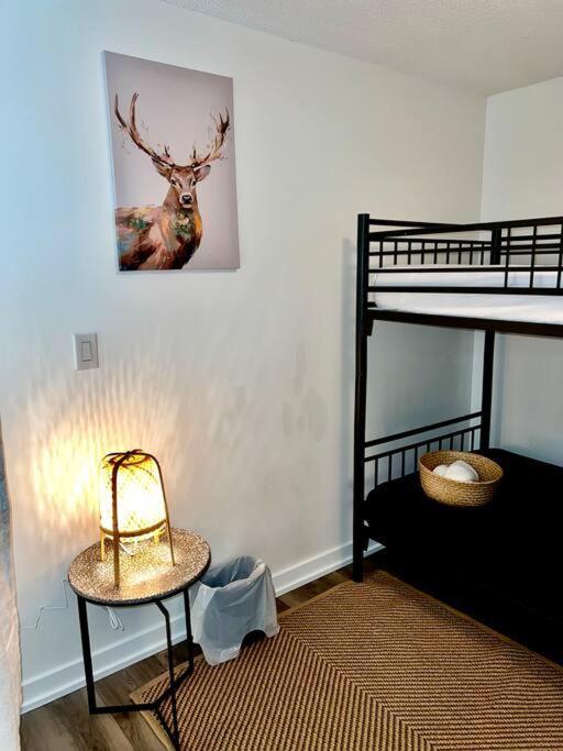 Stunning Condo Wit Amazing View 5Mins From Cntower 토론토 외부 사진